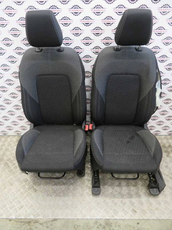 FORD PUMA L.24, NOTRANJOST KOMPLET
