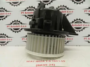 SEAT IBIZA L.19, MOTORČEK PEČKE