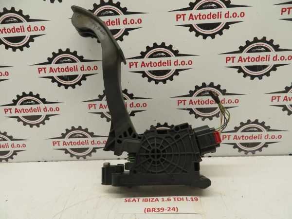 SEAT IBIZA L.19, STOPALKA ZA GAS