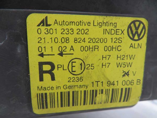 VW TOURAN L.08, PREDNJA DESNA LUČ - Image 2