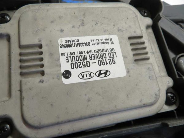 KIA NIRO L.16, PREDNJA DESNA LUČ - Image 2