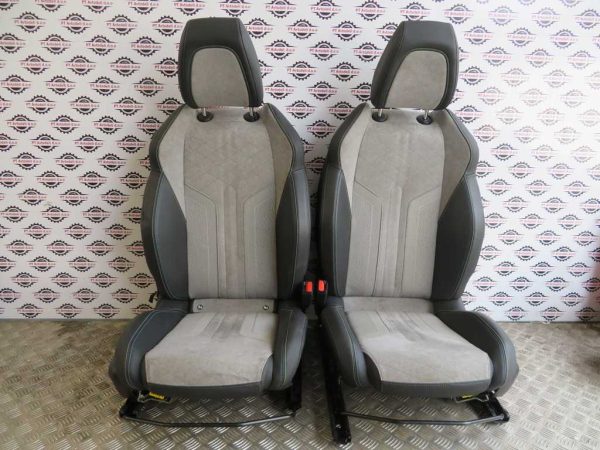 PEUGEOT 208 L.23, NOTRANJOST KOMPLET