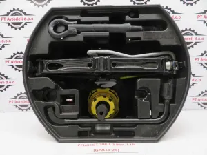 PEUGEOT 208 L.16, ORODJE REZERVNE GUME