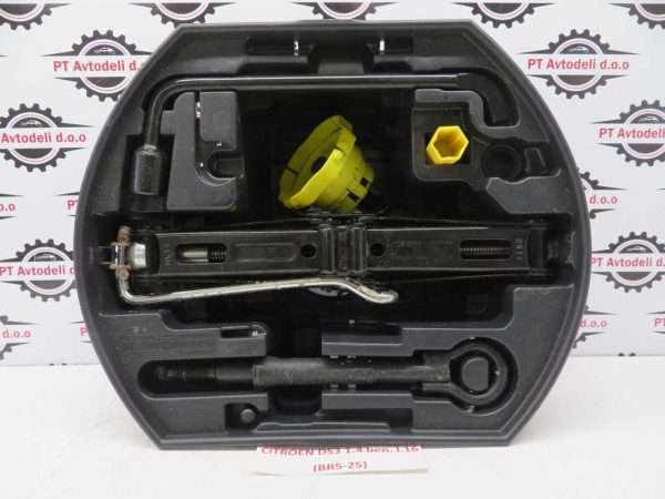 CITROEN DS3 1.4 BEN. L.16, ORODJE REZERVNE GUME