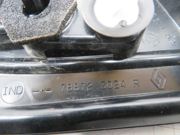 DACIA SANDERO L.23, PVC TRIKOTNIK ZADNJIH VRAT, DESNI - Image 2