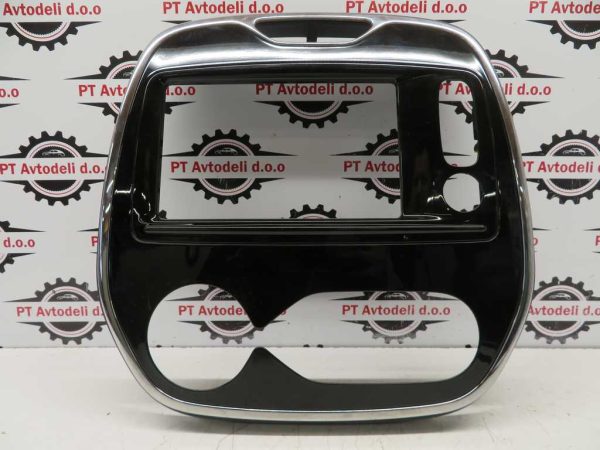 RENAULT CAPTUR L.18, NOTRANJA OKRASNA LETEV