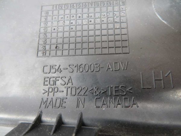 FORD KUGA L.16, PVC TRIKOTNIK BLATNIKA, LEVI - Image 2