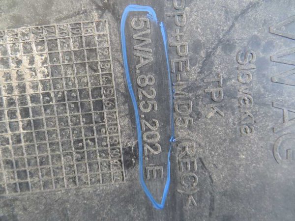 ŠKODA OCTAVIA L.23, PVC ZAŠČITA PODVOZJA, DESNA - Image 2