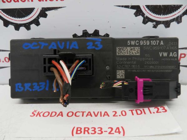 ŠKODA OCTAVIA L.23, ELEKTRONIKA