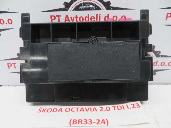 ŠKODA OCTAVIA L.23, ELEKTRONIKA