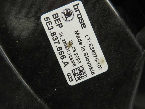 ŠKODA OCTAVIA L.23, MEHANIZEM ZA DVIG STEKLA, PREDNJA DESNA - Image 2