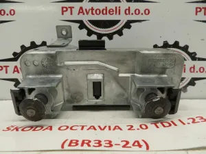 ŠKODA OCTAVIA L.23, ZAKLEP VOLANA