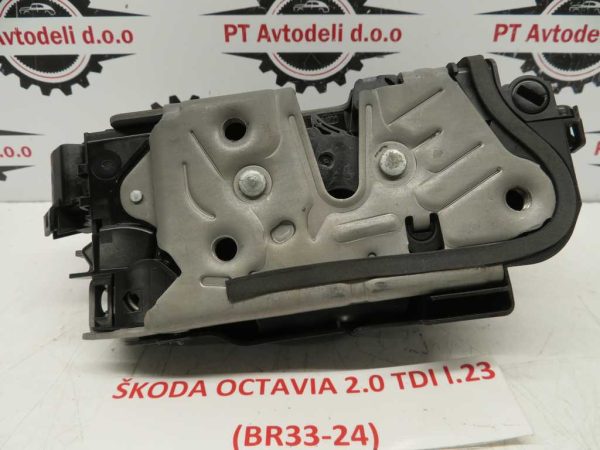ŠKODA OCTAVIA L.23, KLJUČAVNICA VRAT, PREDNJA DESNA - Image 2