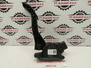 ŠKODA OCTAVIA L.23, STOPALKA ZA GAS