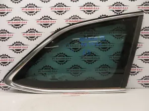 ŠKODA OCTAVIA L.23, BOČNO STEKLO, ZADNJE DESNO