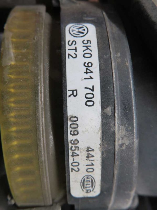 VW GOLF 6 L.10, PREDNJA DESNA MEGLENKA - Image 2