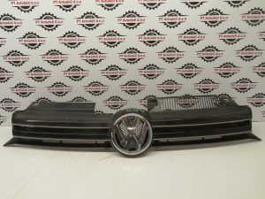 VW GOLF 6 L.10, OKRASNA MASKA