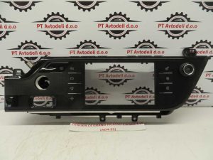 CITROEN C4 PICASSO L.16, STIKALA AVTOMATSKE KLIME IN RADIA