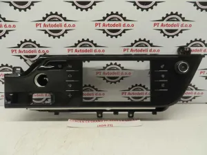 CITROEN C4 PICASSO L.16, STIKALA AVTOMATSKE KLIME IN RADIA