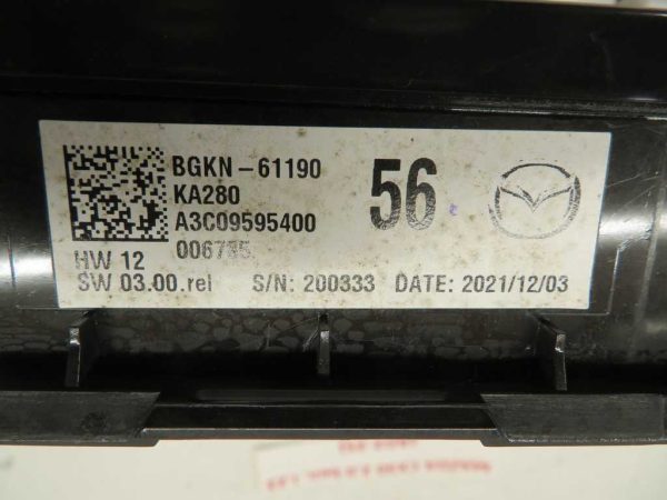 MAZDA CX-30 L.22, KOMANDE AVTOMATSKE KLIME - slika 3