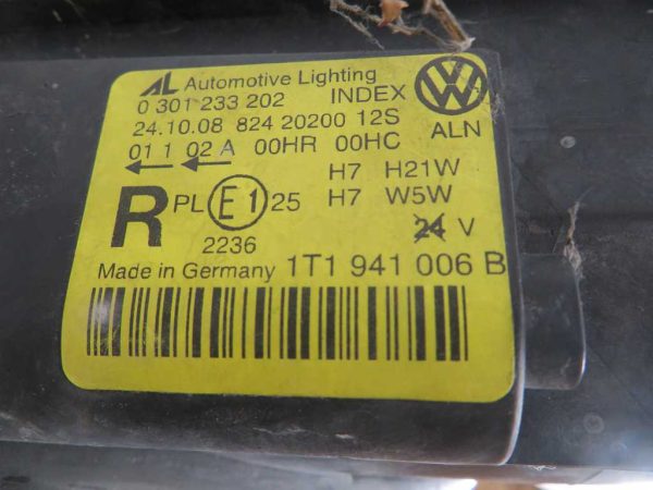 VW TOURAN L.08, PREDNJA DESNA LUČ - slika 3