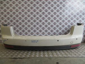 VW TOURAN L.08, ZADNJI ODBIJAČ