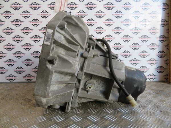 RENAULT CLIO 1.5 DCI L.15, MENJALNIK - slika 4
