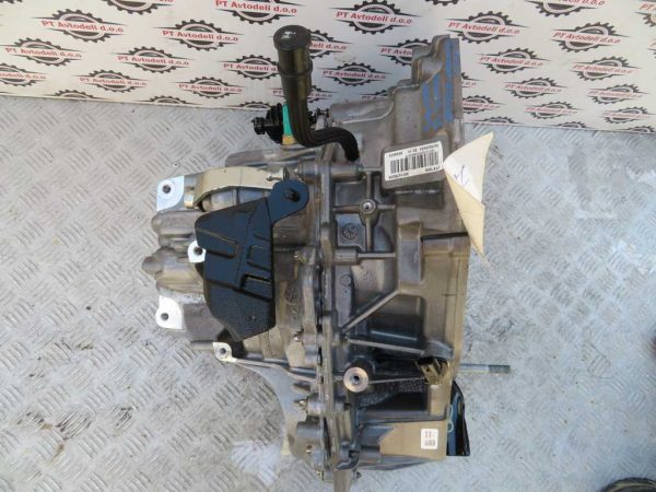 DACIA SANDERO 1.0 T BEN. L.24, MENJALNIK (5 PRESTAV) - slika 5