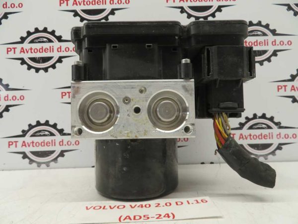 VOLVO V40 2.0 D L.16, ABS ENOTA - slika 3