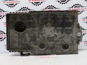 VOLVO V40 L.16, PVC PODNOŽJE AKUMULATORJA