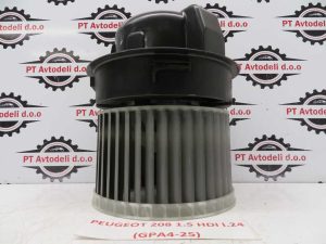 PEUGEOT 208 L.24, MOTORČEK PEČKE