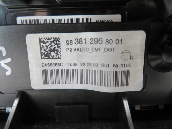 PEUGEOT 208 L.24, RADIO EKRAN - slika 3