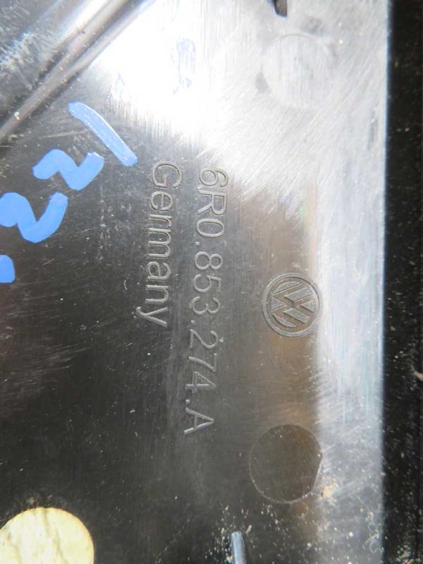 VW POLO L.11, PVC TRIKOTNIK OB BLATNIKU - slika 2