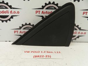 VW POLO L.11, PVC TRIKOTNIK OB BLATNIKU