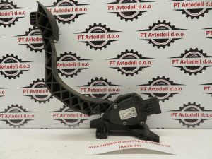 ALFA ROMEO GIULIETTA L.10, STOPALKA ZA GAS