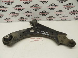 FIAT TIPO L.16, ROKA, PREDNJA DESNA