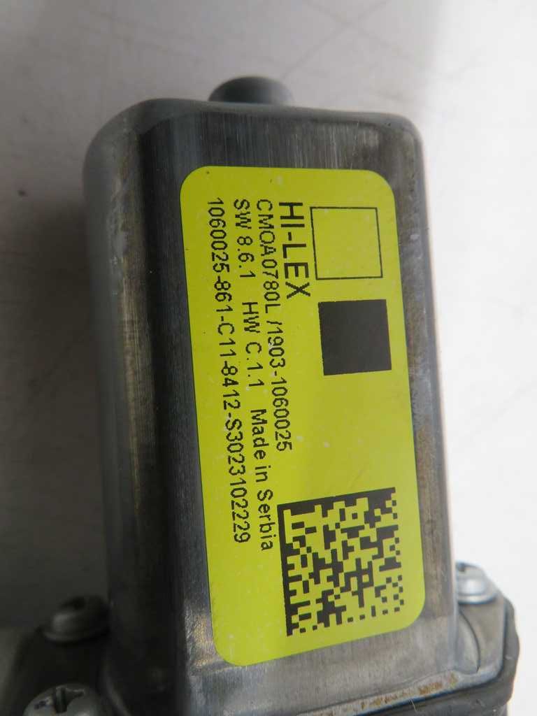 BMW 1 F40 L.23, MOTORČEK ZA DVIG STEKLA, ZADNJI DESNI - slika 2