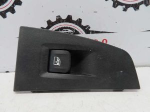 BMW 1 F40 L.23, STIKALO ZA DVIG STEKLA