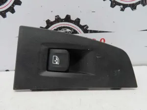 BMW 1 F40 L.23, STIKALO ZA DVIG STEKLA