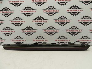 BMW F40 L.23, STOP LUČ