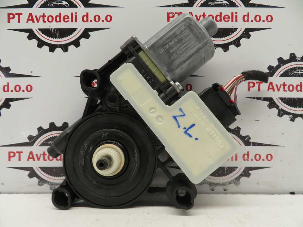 ŠKODA OCTAVIA L.23, MOTORČEK ZA DVIG STEKLA, ZADNJI LEVI