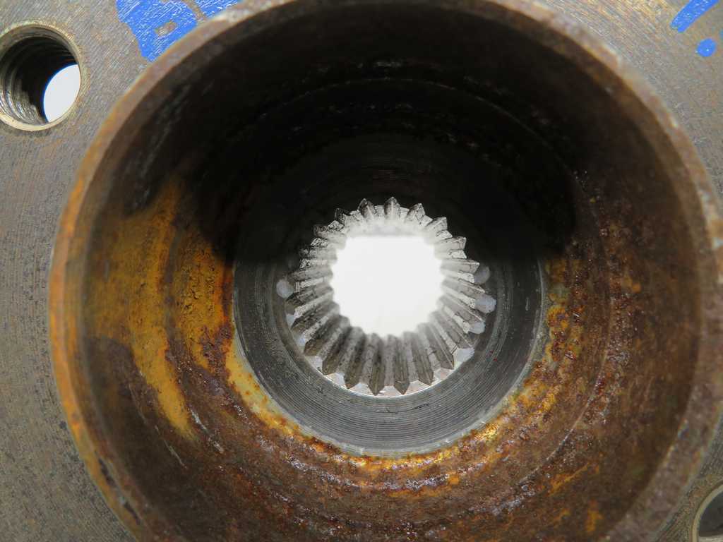 VW UP 1.0 BEN. L.20, OSNI KRAK, PREDNJI DESNI - slika 2