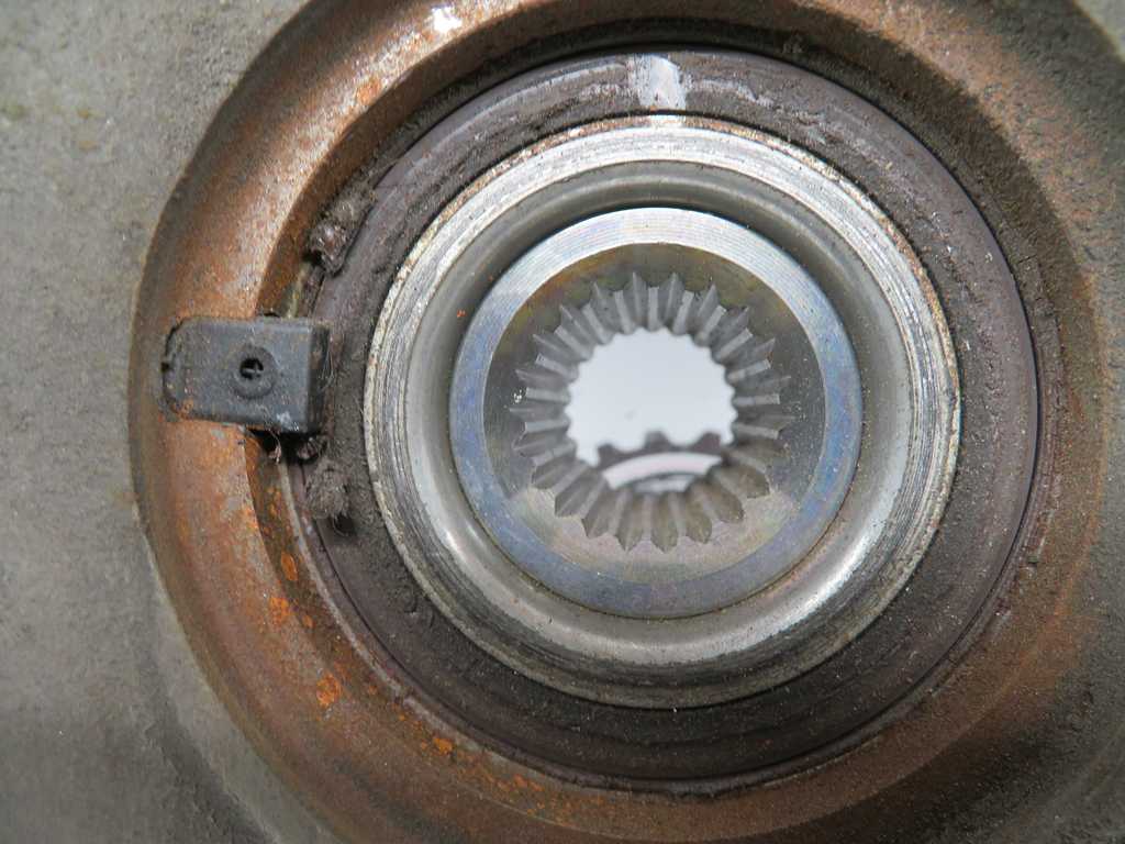 VW UP 1.0 BEN. L.20, OSNI KRAK, PREDNJI DESNI - slika 4