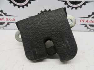 VW GOLF 5 L.07, KLJUČAVNICA POKROVA PRTLJAGE