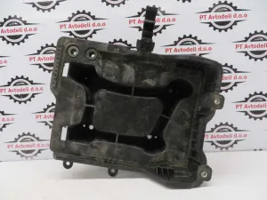 VW UP L.20, PVC PODNOŽJE AKUMULATORJA