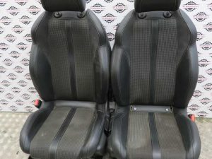 PEUGEOT 208 L.24, NOTRANJOST KOMPLET