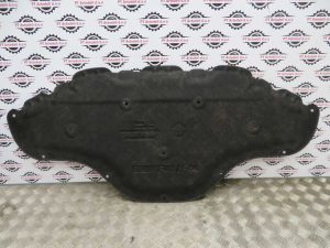 BMW 1 F40 L.22, OBLOGA POKROVA MOTORJA