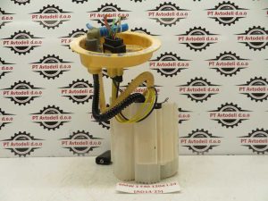 BMW 1 F40 120D L.20, ČRPALKA GORIVA V REZERVOARJU