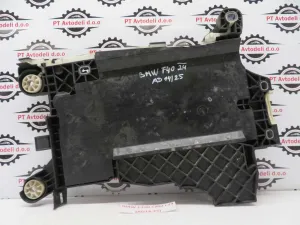 BMW 1 F40 L.24, PVC PODNOŽJE AKUMULATORJA