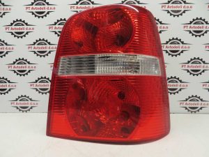 VW TOURAN L.05, ZADNJA DESNA LUČ